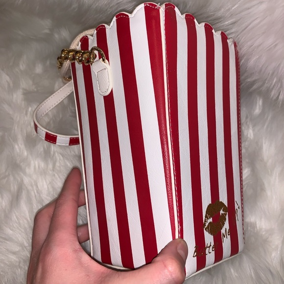 BETSEY JOHNSON POPCORN! 🍿